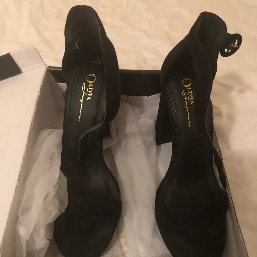 Black Suede-Like Evening Heels - Picture 3 of 3